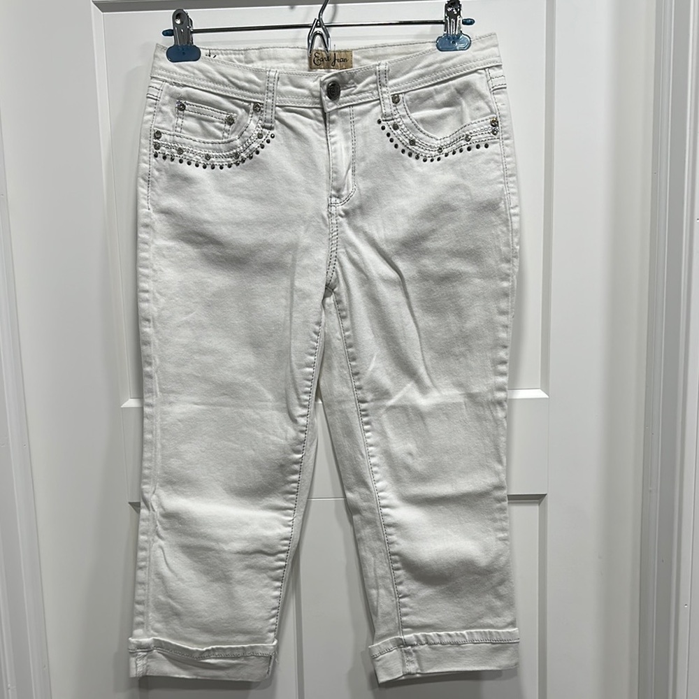 Earl Jeans White Cuffed Capris Size 8